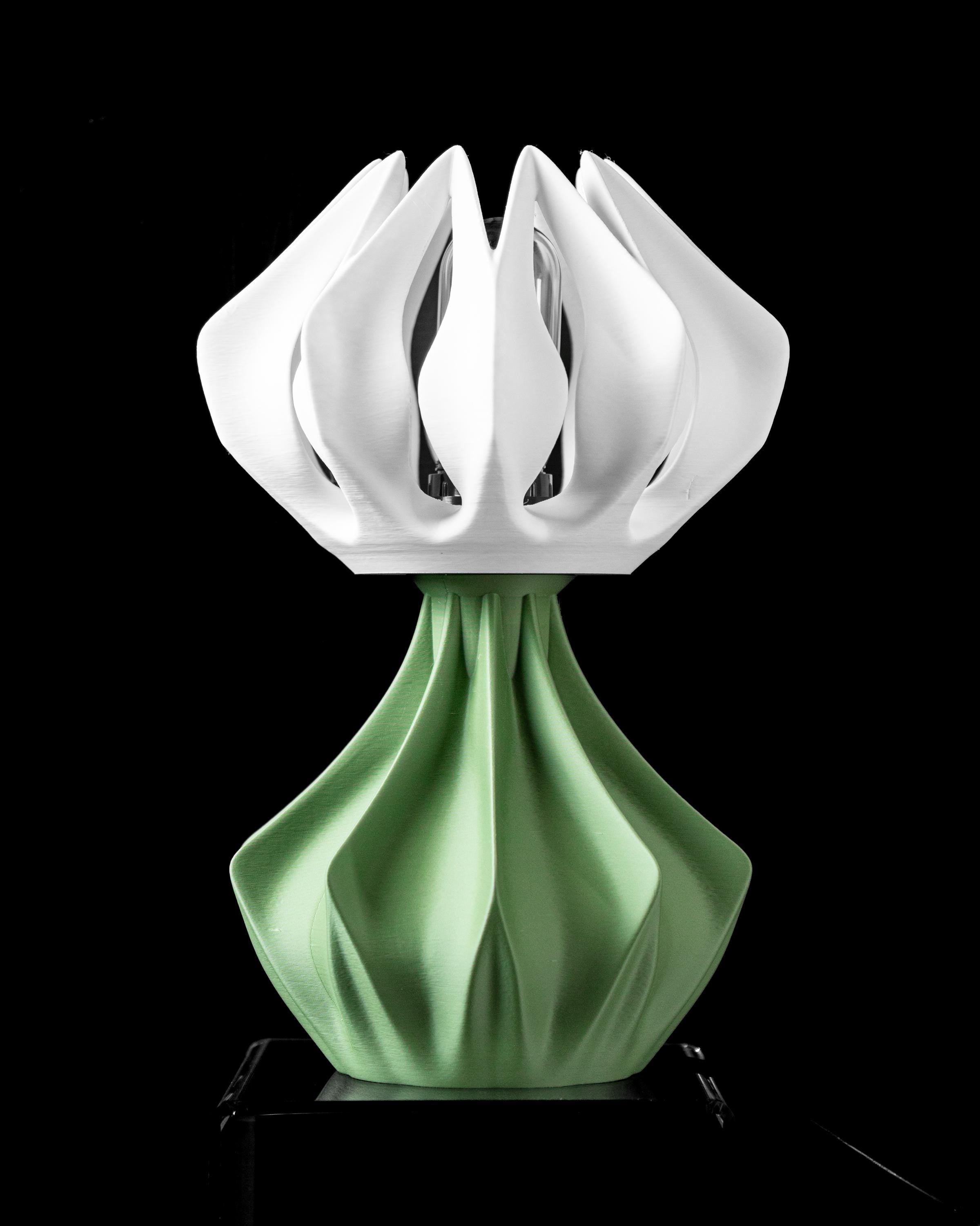 BLOOM Lamp – Flower Inspired 3D Printed Table Light, Modern Floral Bedside Decor (etsy image id: 7865050024)