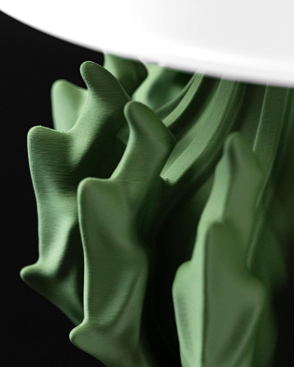SHADE 3D Printed Leaf Lamp – Organic Nature Art Table Lamp, Forest Green (Bulb Included) (etsy image id: 7865276010)