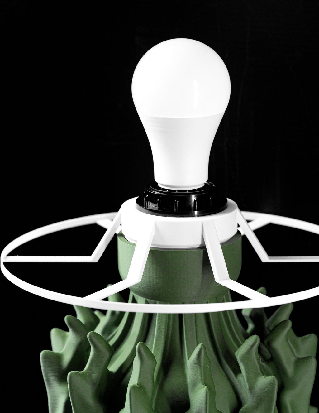 SHADE 3D Printed Leaf Lamp – Organic Nature Art Table Lamp, Forest Green (Bulb Included) (etsy image id: 7913228635)