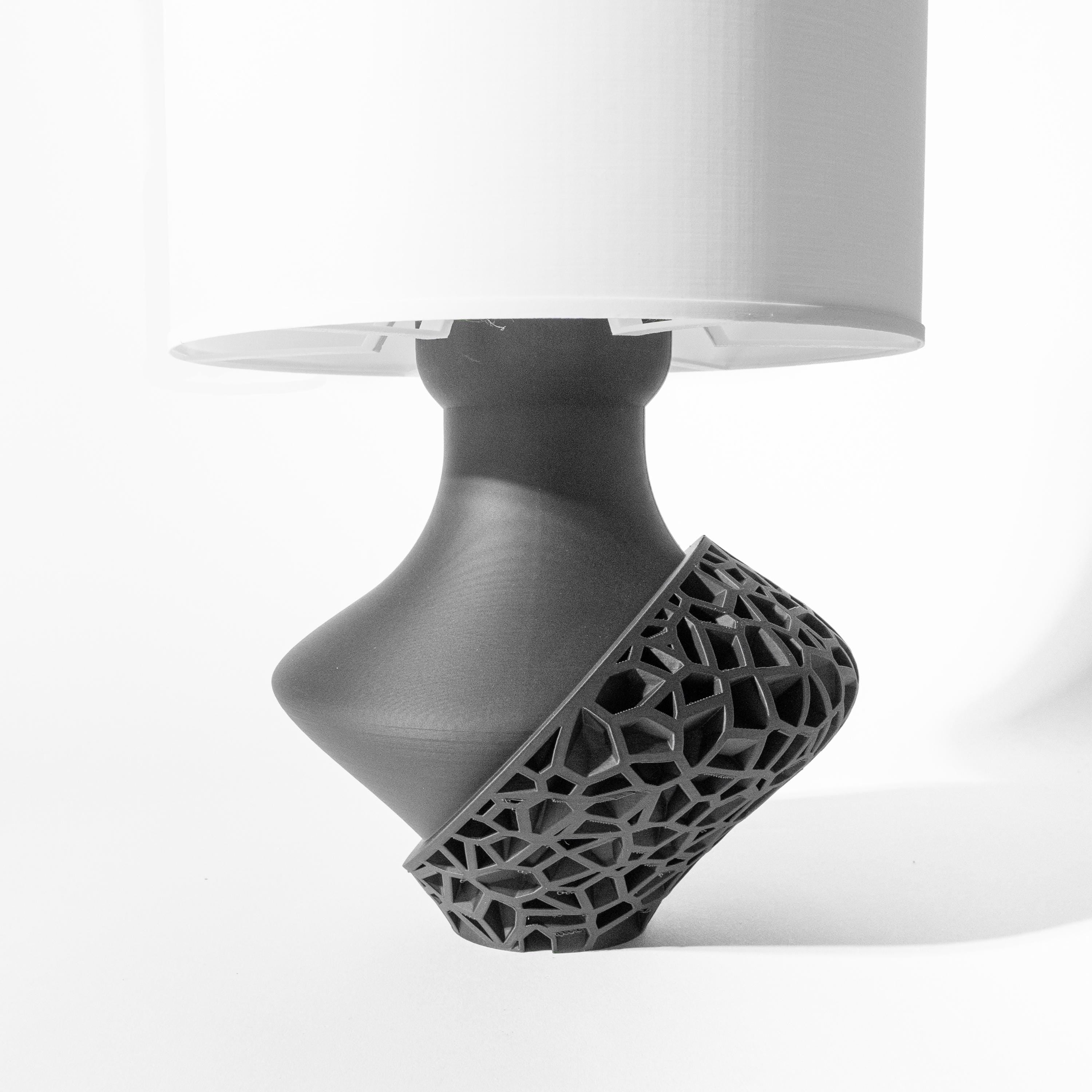 VORI 3D Printed Sculptural Lamp – Dual-Texture Voronoi Lattice Vase Base (etsy image id: 7913308841)